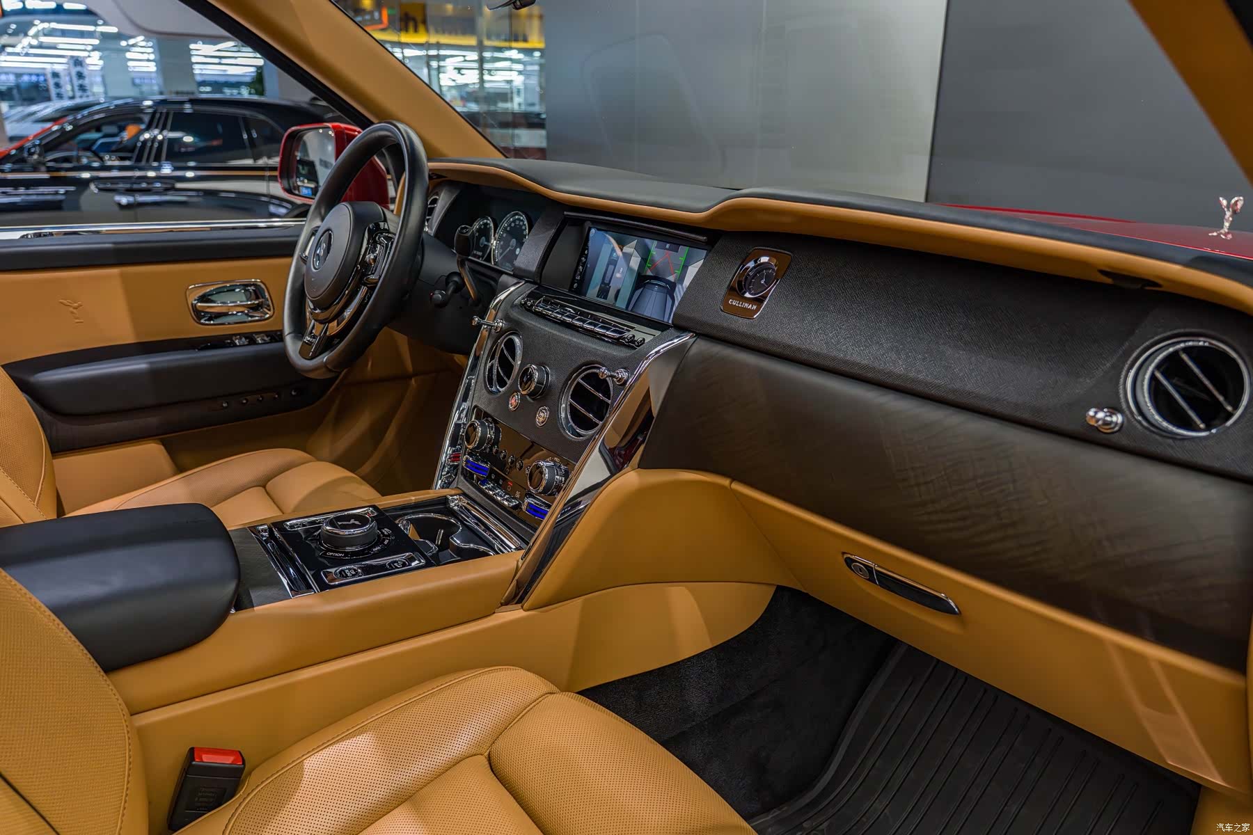 Rolls-Royce Cullinan, 2019 6