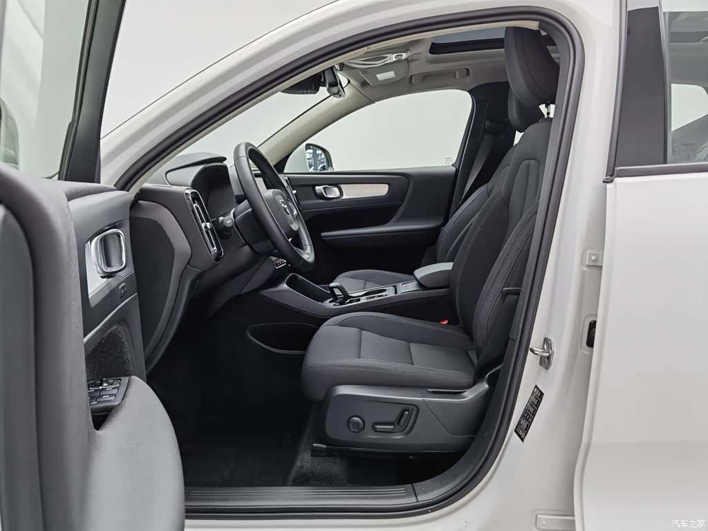 Volvo XC40, 2021 10