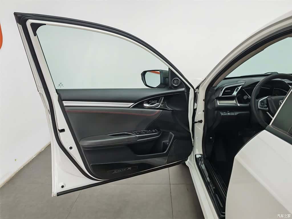 Honda Civic, 2019 8