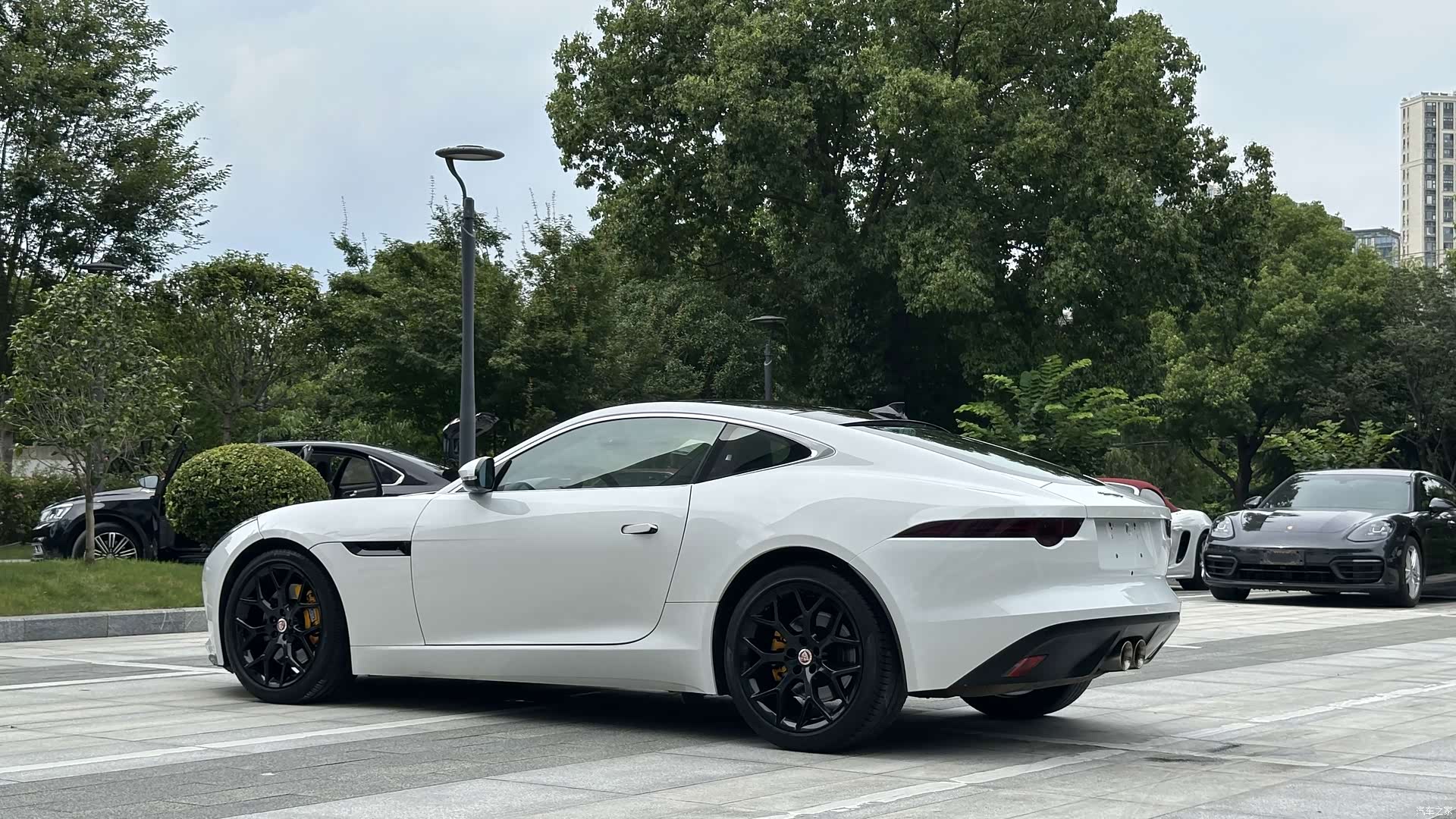 Jaguar F-TYPE, 2016 4