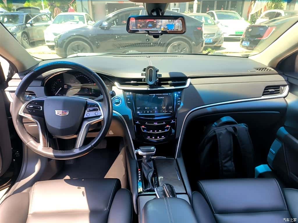 Cadillac XTS, 2019 9
