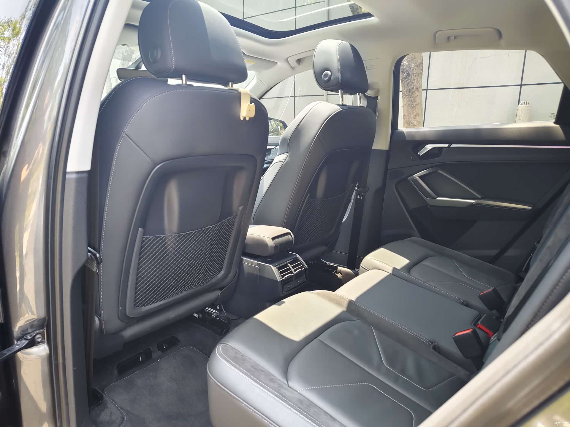 Audi Q3, 2022 7