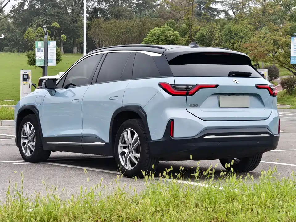 NIO ES6