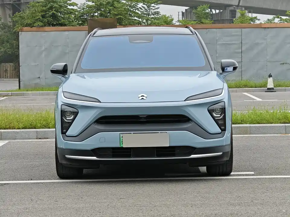 NIO ES6