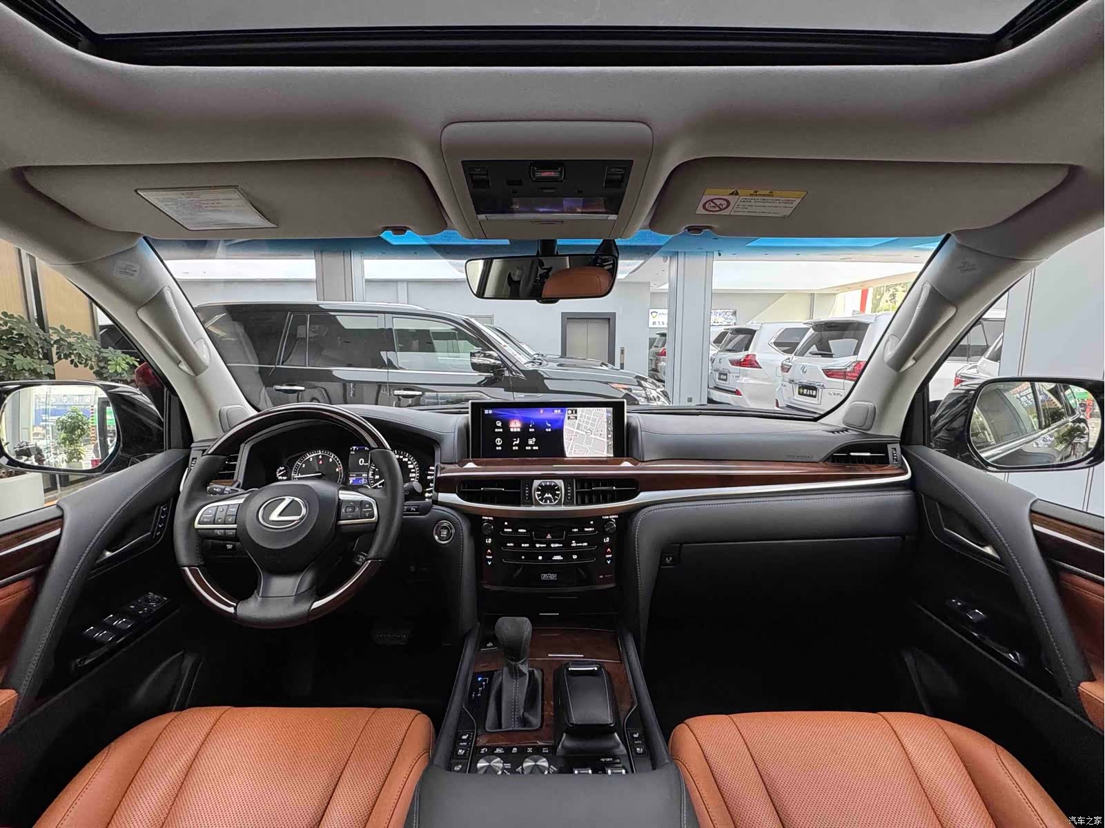 Lexus LX, 2019 13