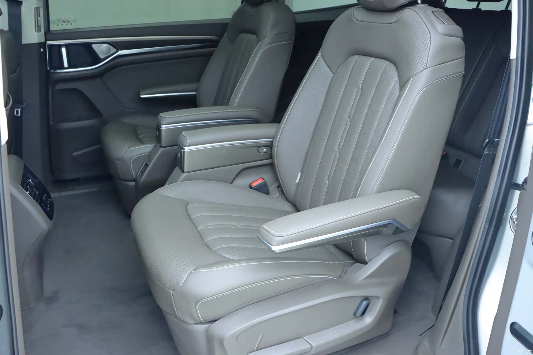 Volkswagen Viloran, 2021 16