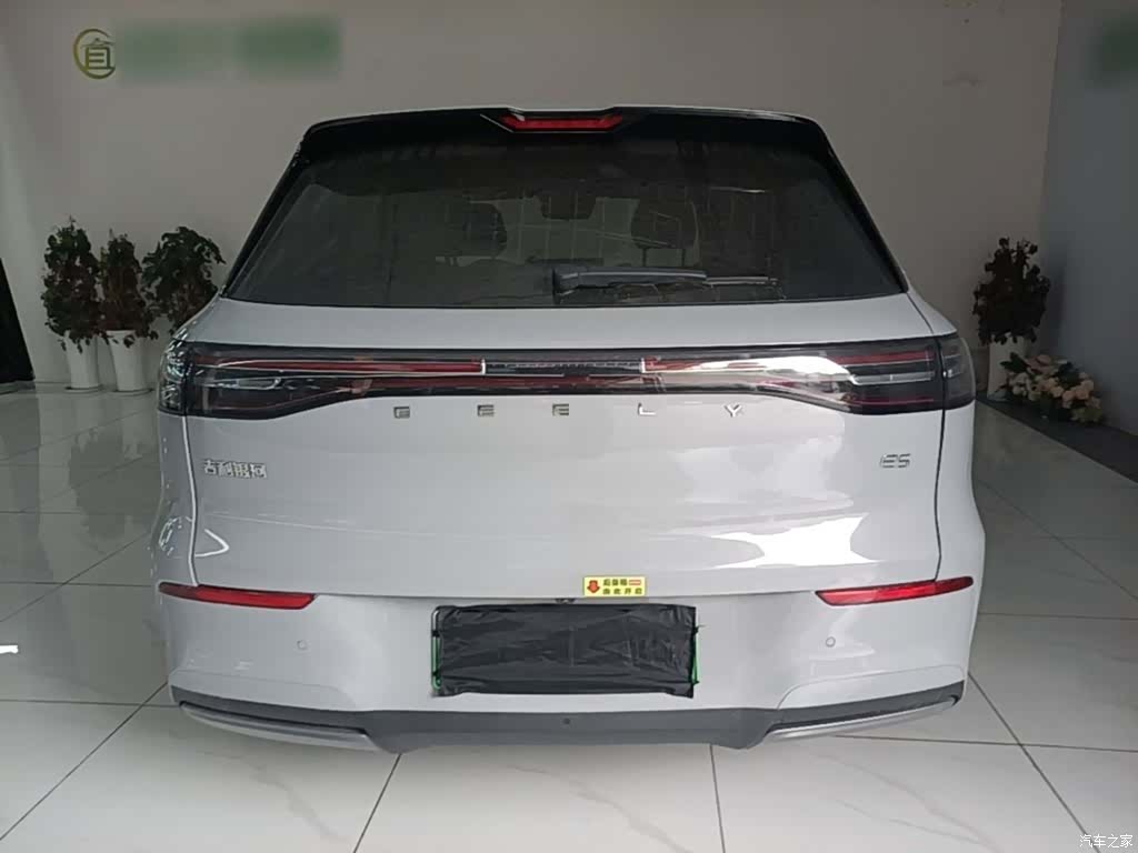 Geely Galaxy E5, 2025 6