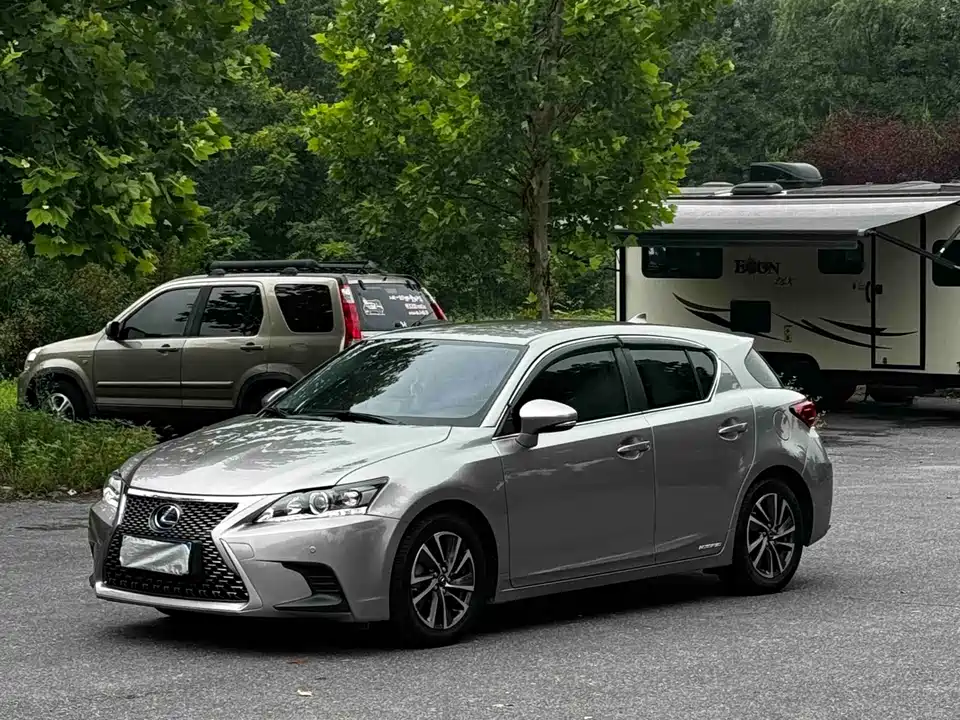 Lexus CT