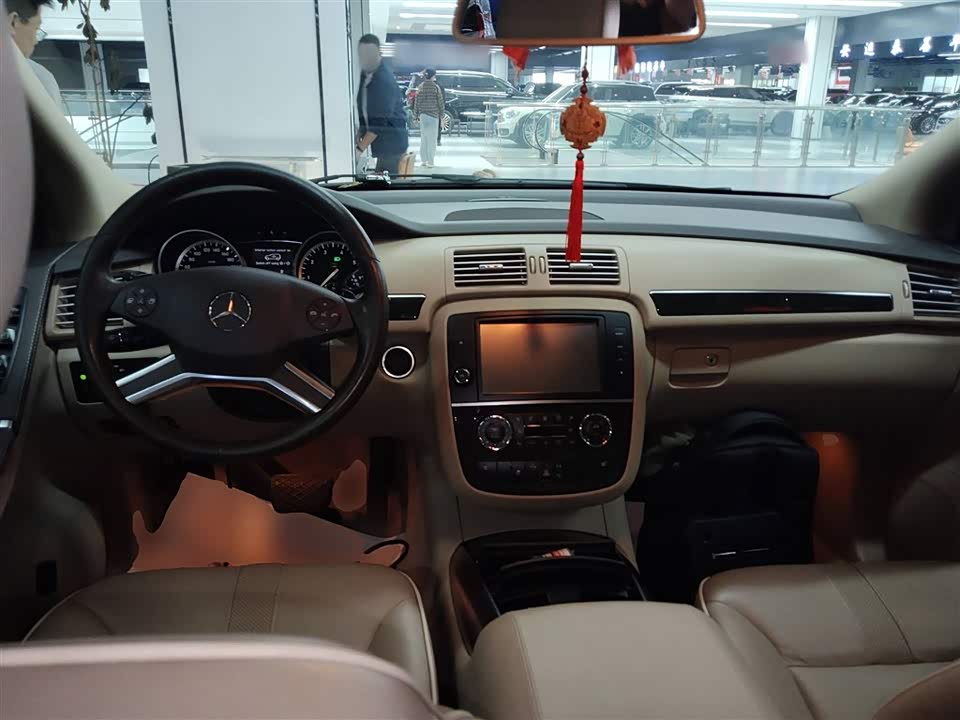 Mercedes-Benz R-class