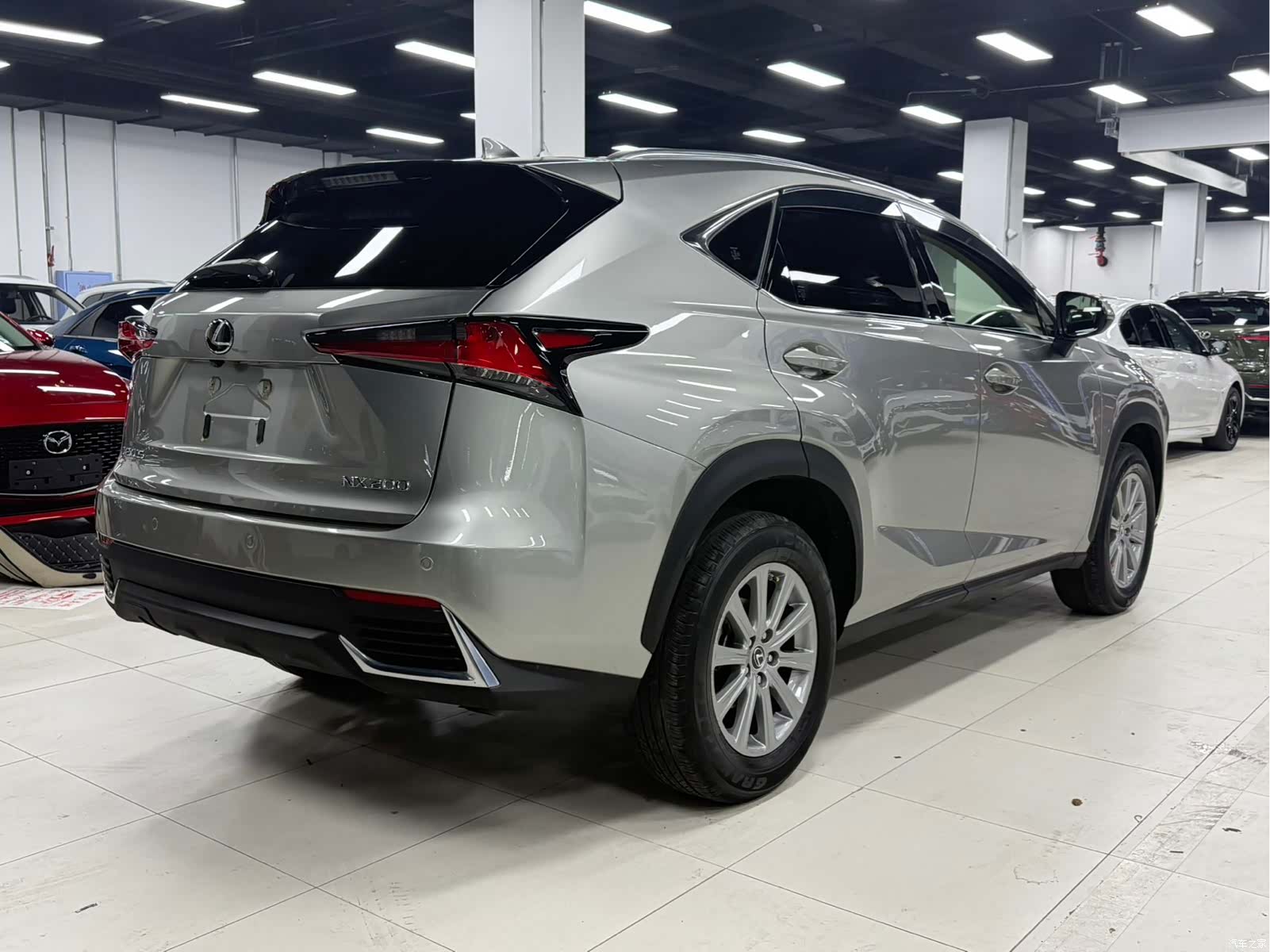 Lexus NX, 2021 4
