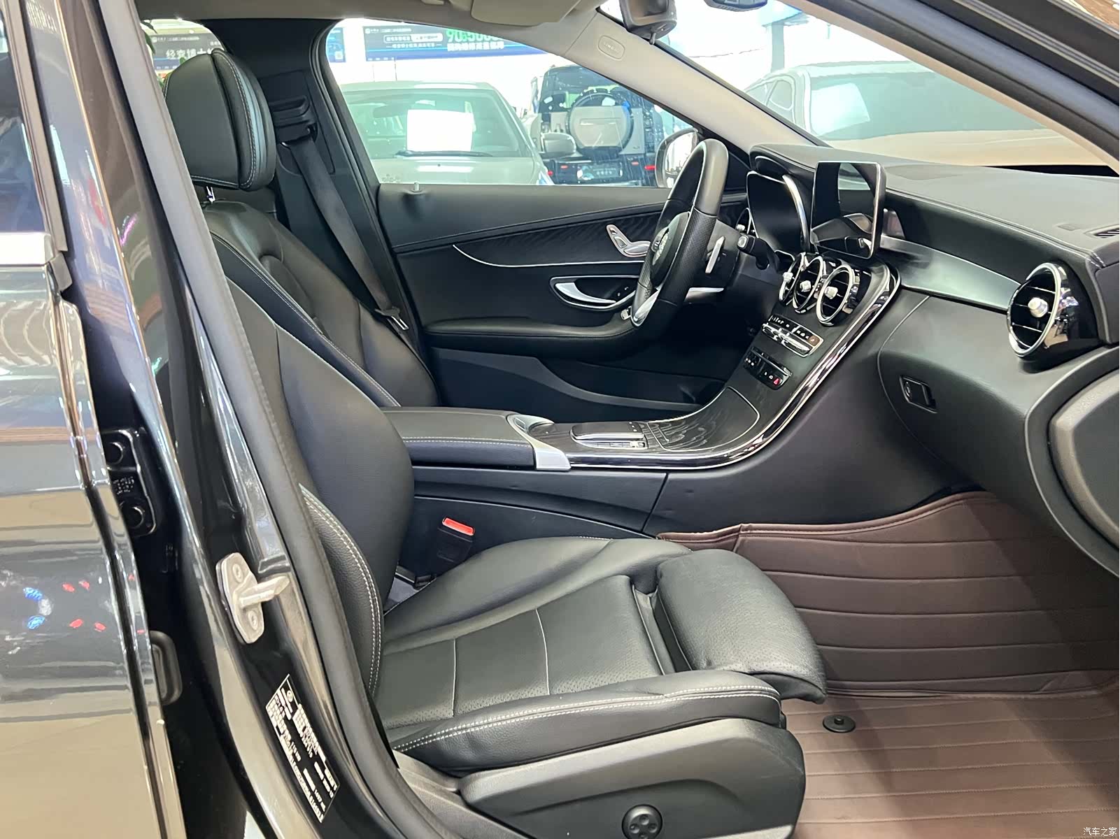 Mercedes-Benz C-Class, 2020 11