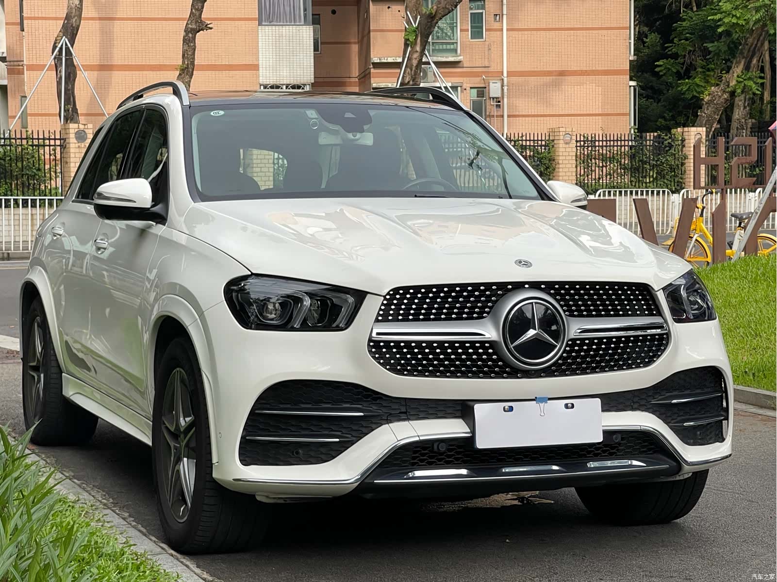 Mercedes-Benz GLE, 2019 3