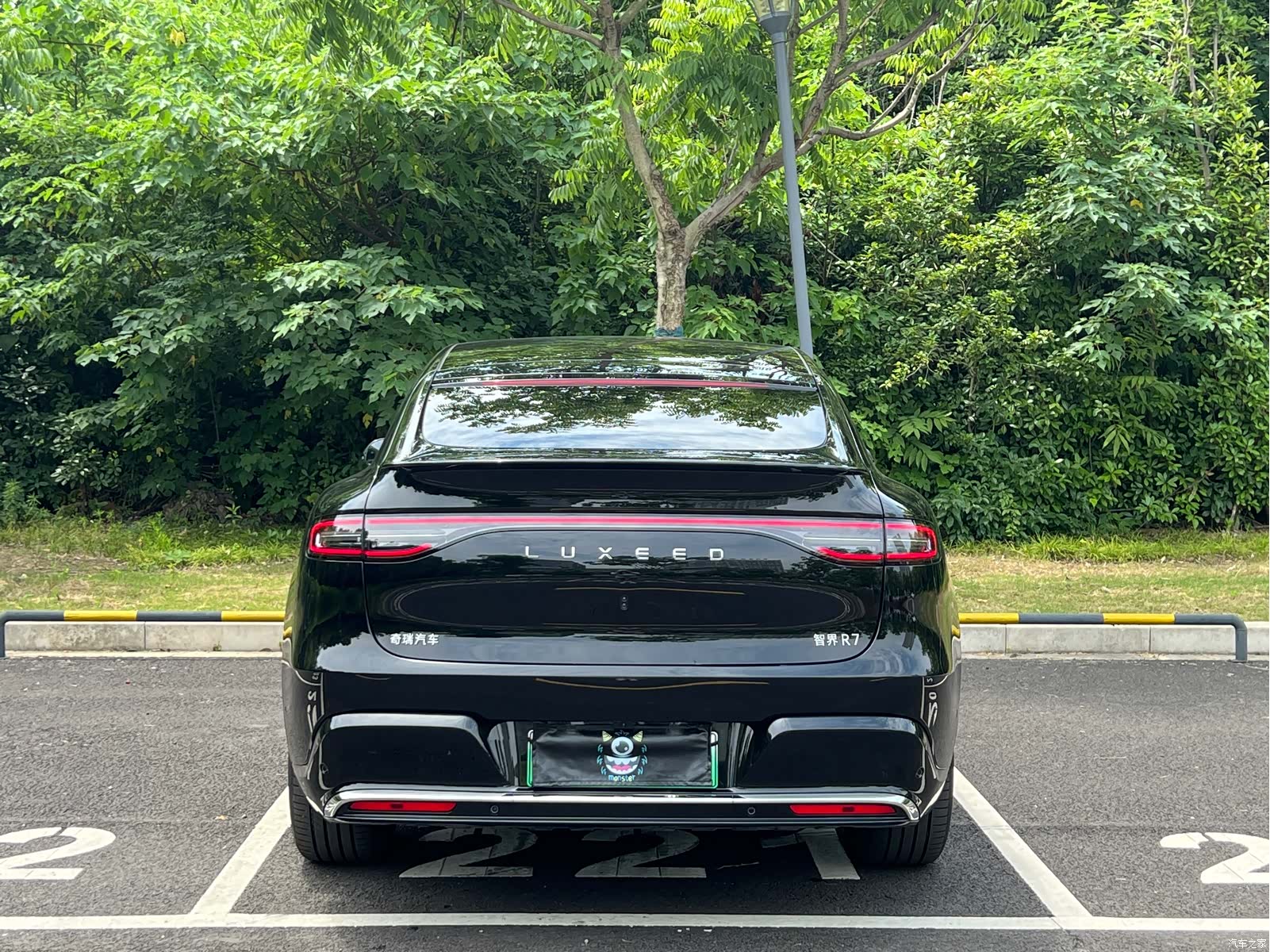 Luxeed R7, 2026 14