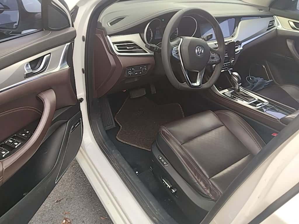 Changan Eado, 2018 16