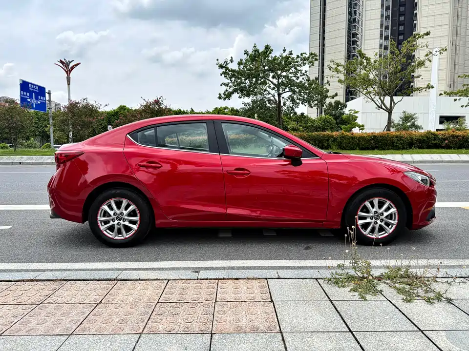 Mazda 3 Angkesaila