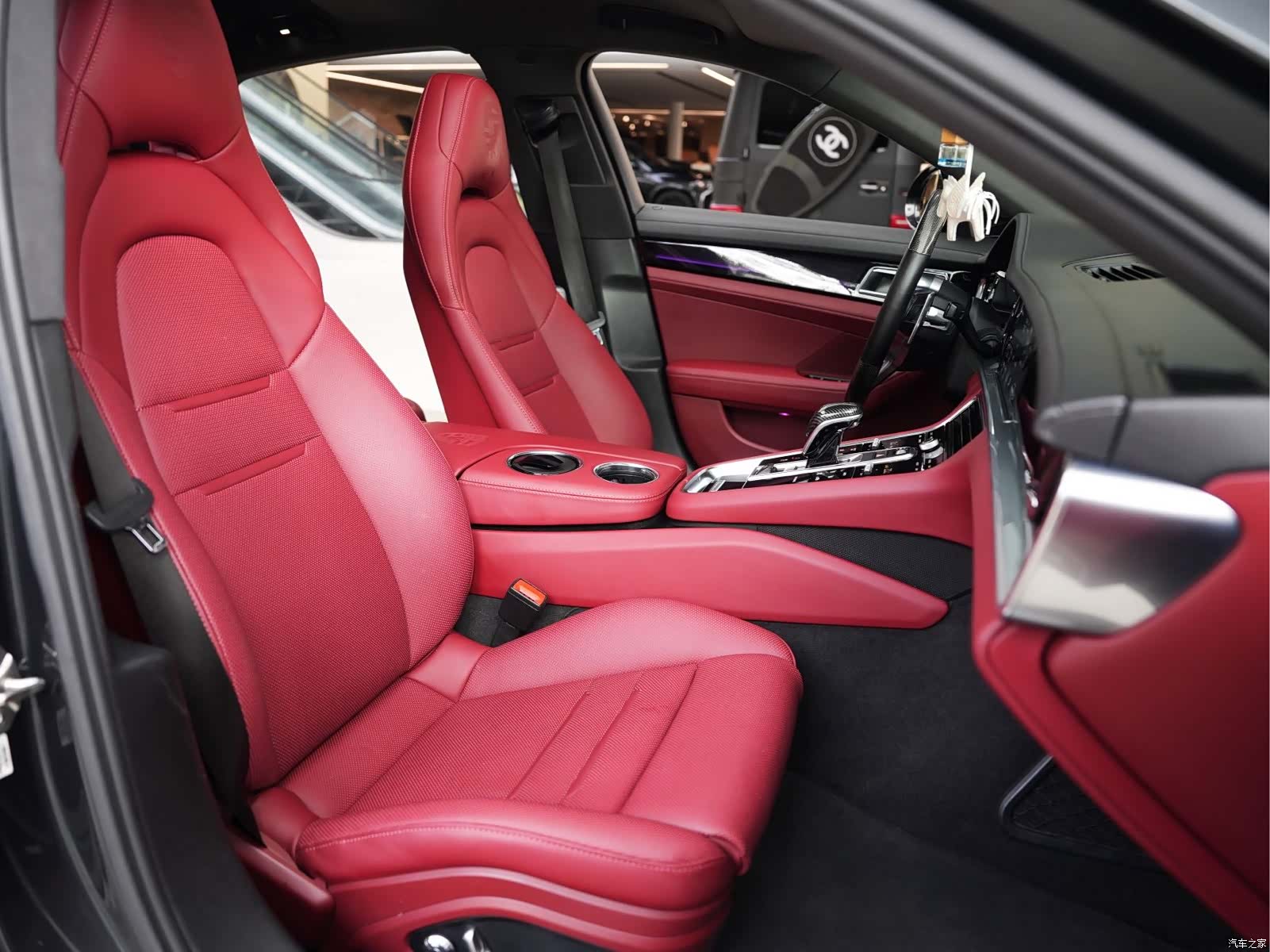 Porsche Panamera, 2017 9
