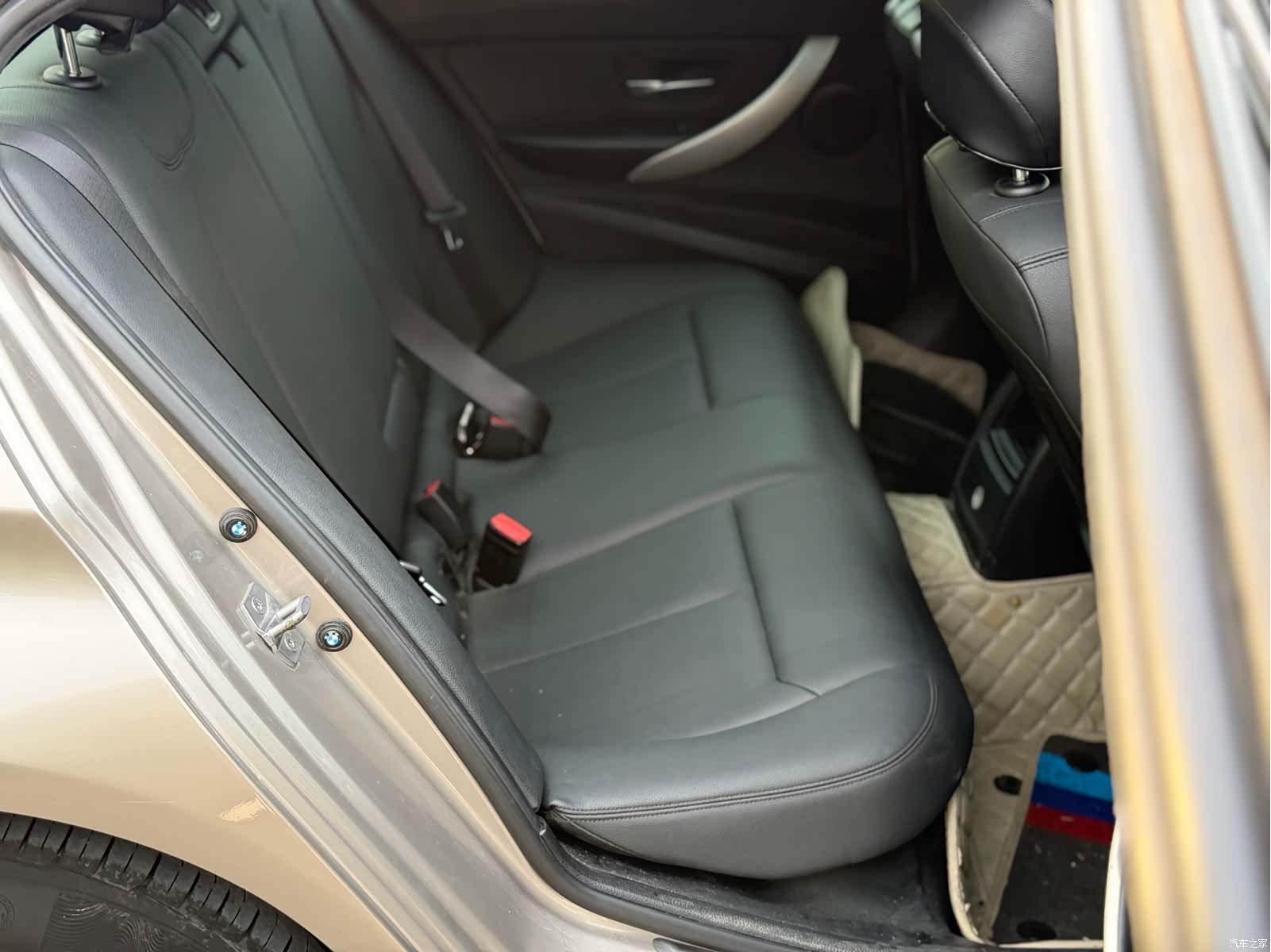 BMW 3 Series, 2015 10
