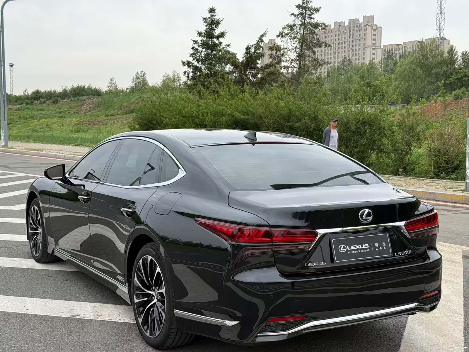 Lexus LS, 2021 8