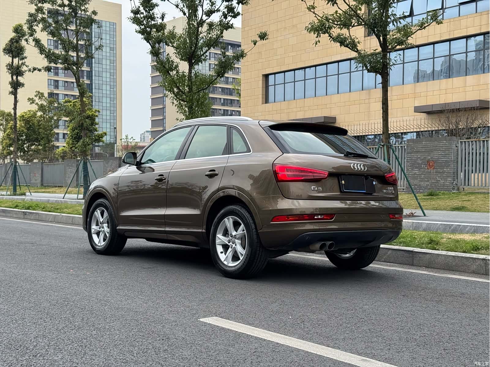 Audi Q3, 2016 12