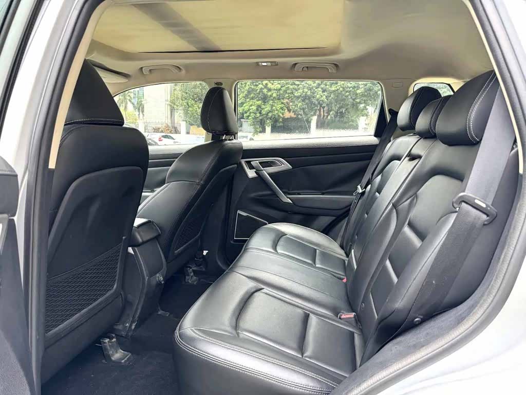 Geely Boyue, 2017 все фото