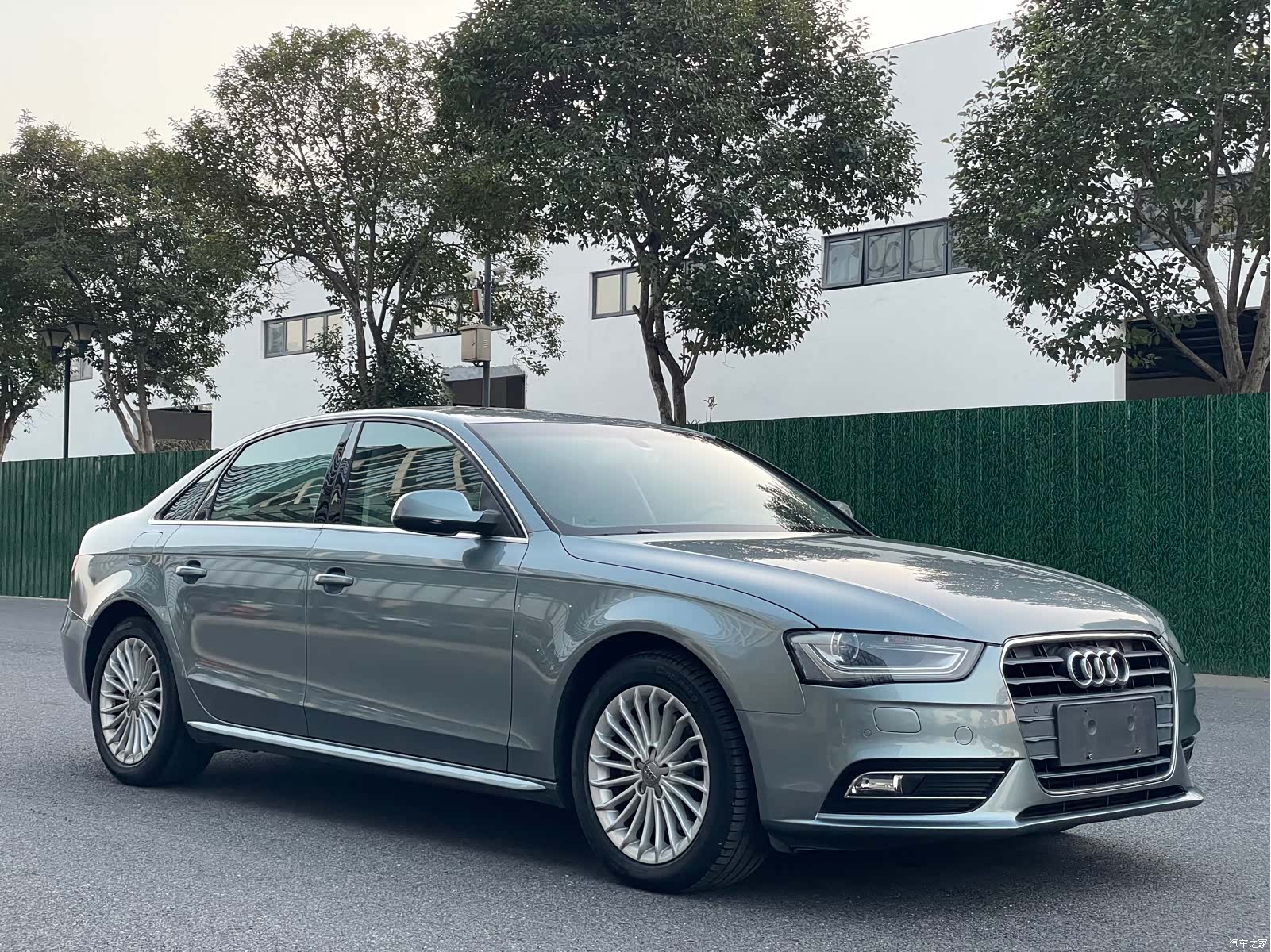 Audi A4L, 2015 3