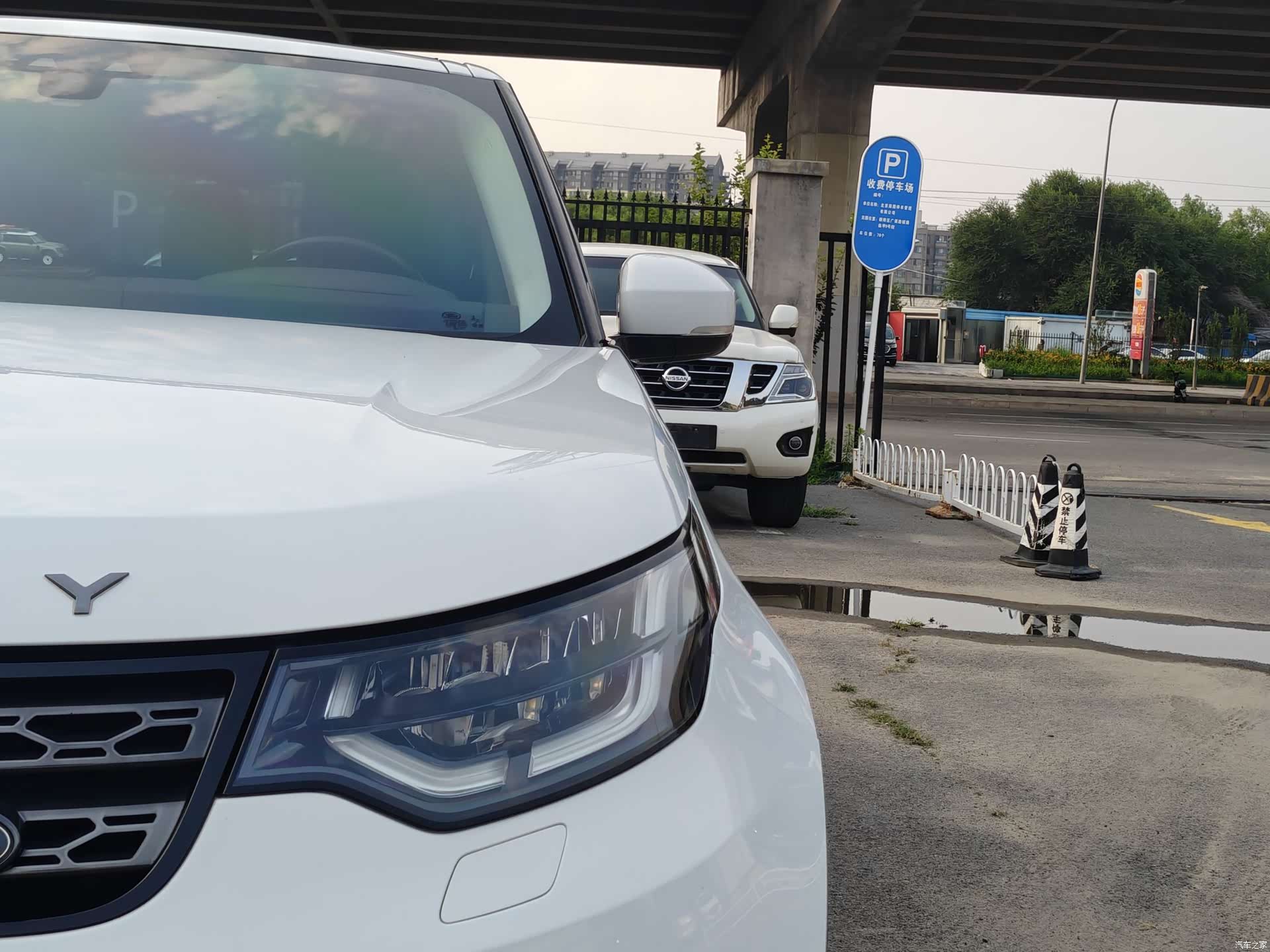 Land Rover Discovery, 2019 4