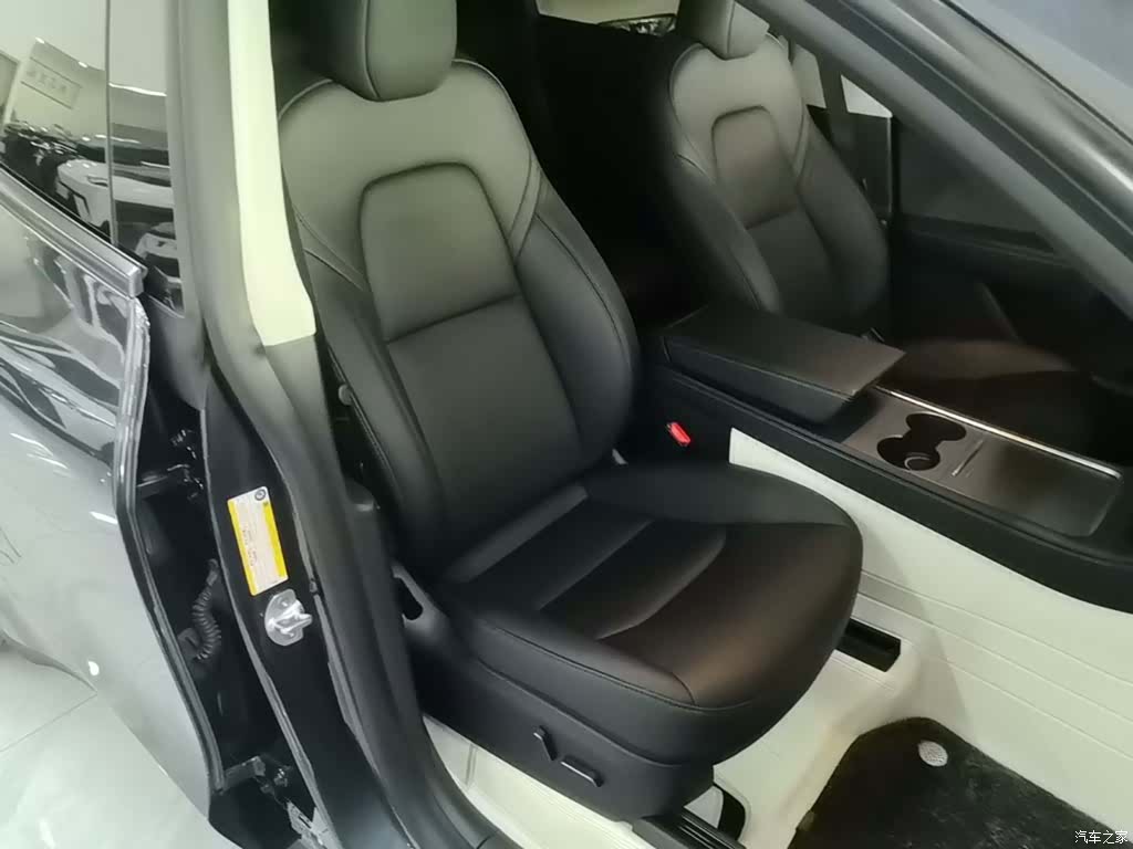 Tesla Model Y, 2024 25