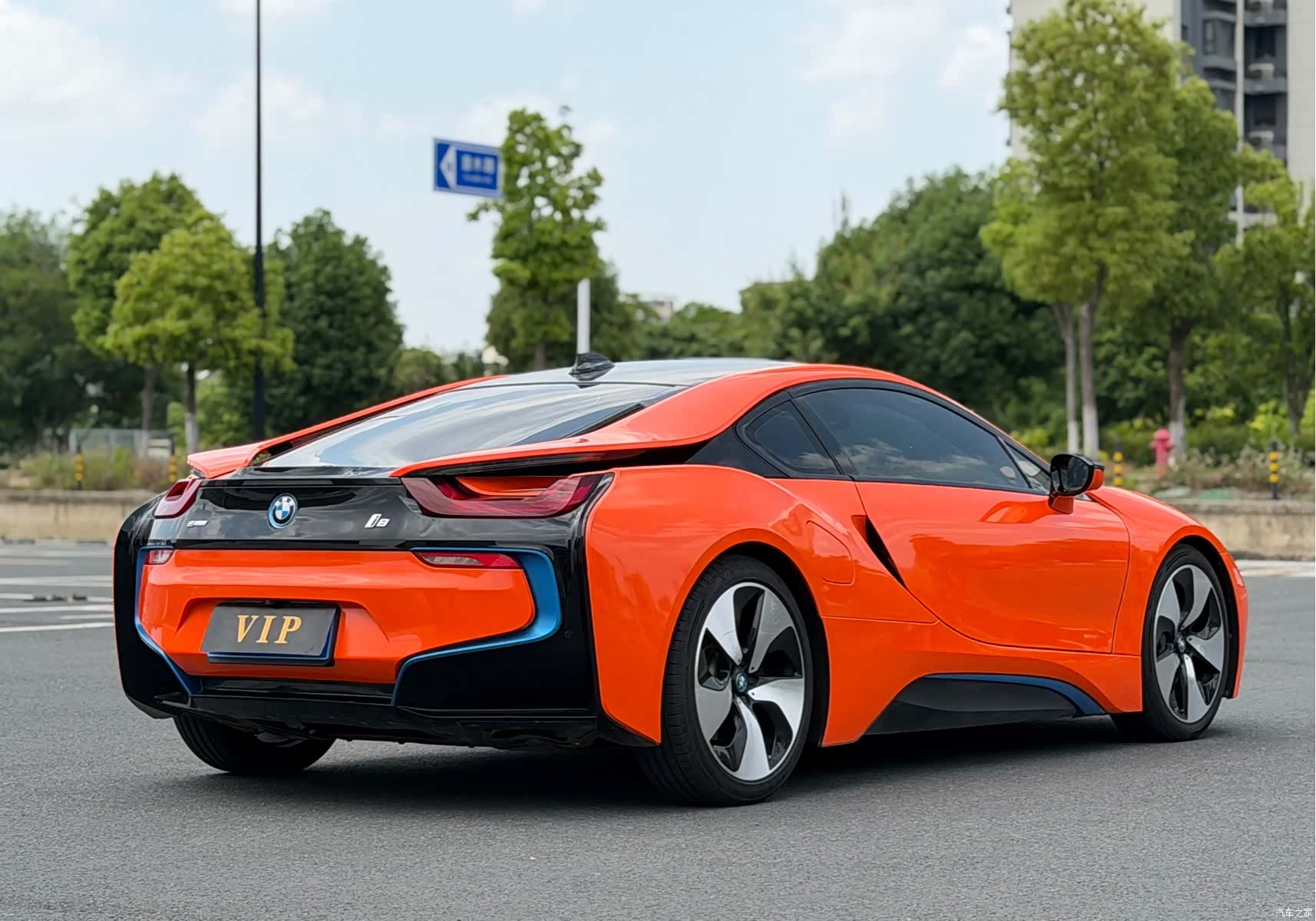BMW i8, 2017 все фото