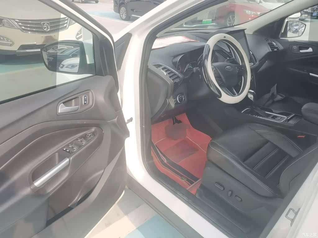 Ford Kuga, 2019 16
