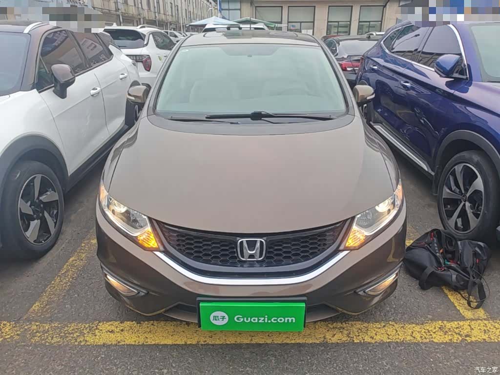 Honda Jade, 2015 3