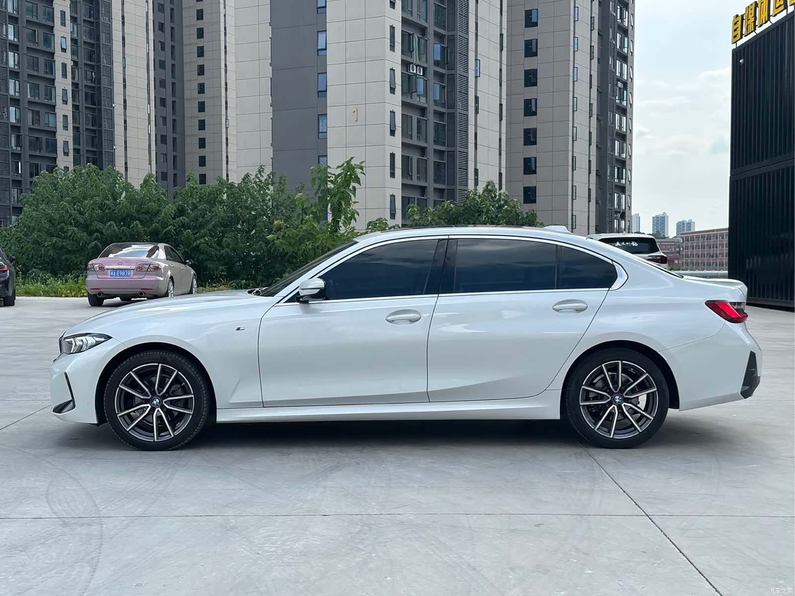 BMW 3 Series, 2022 7