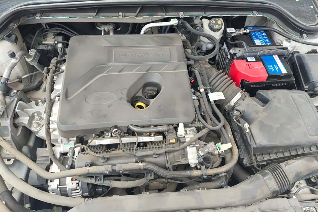 Ford Focus, 2019 10