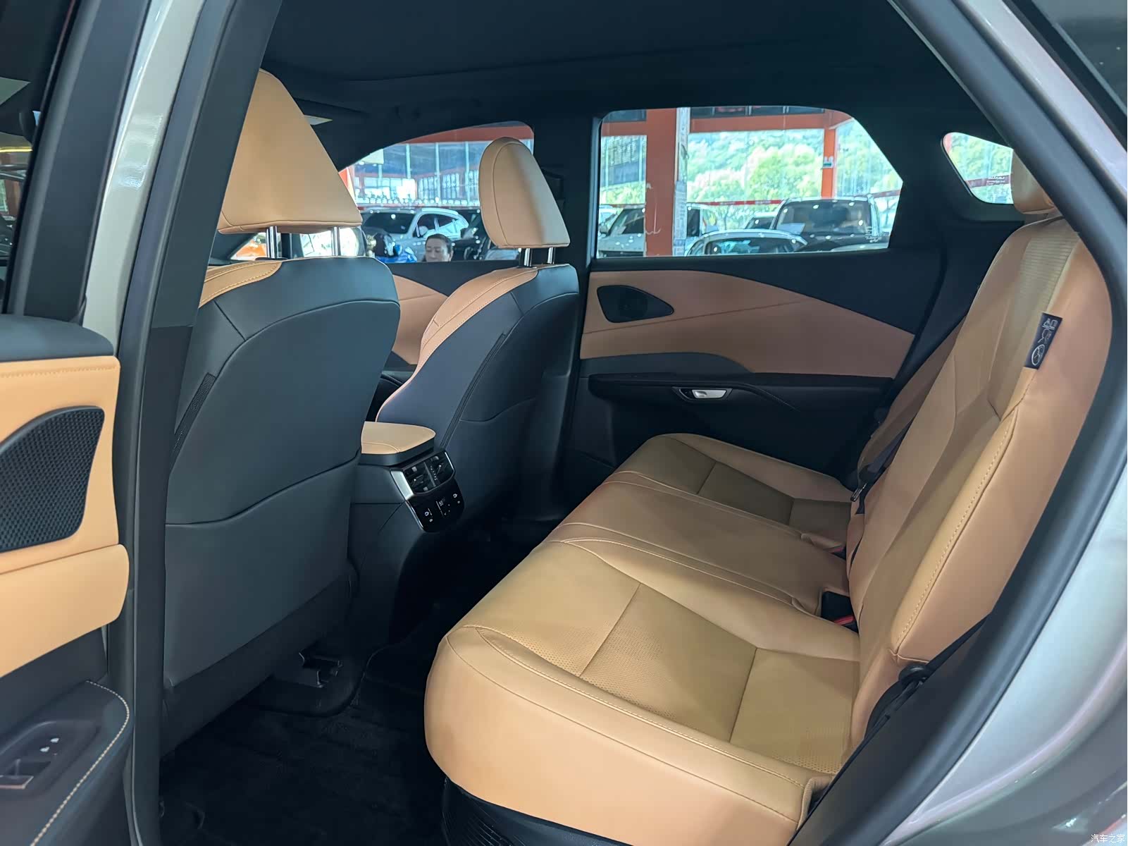 Lexus RX, 2024 13
