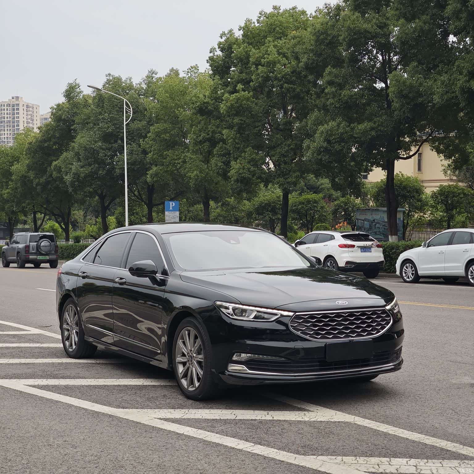 Ford Taurus, 2021 3