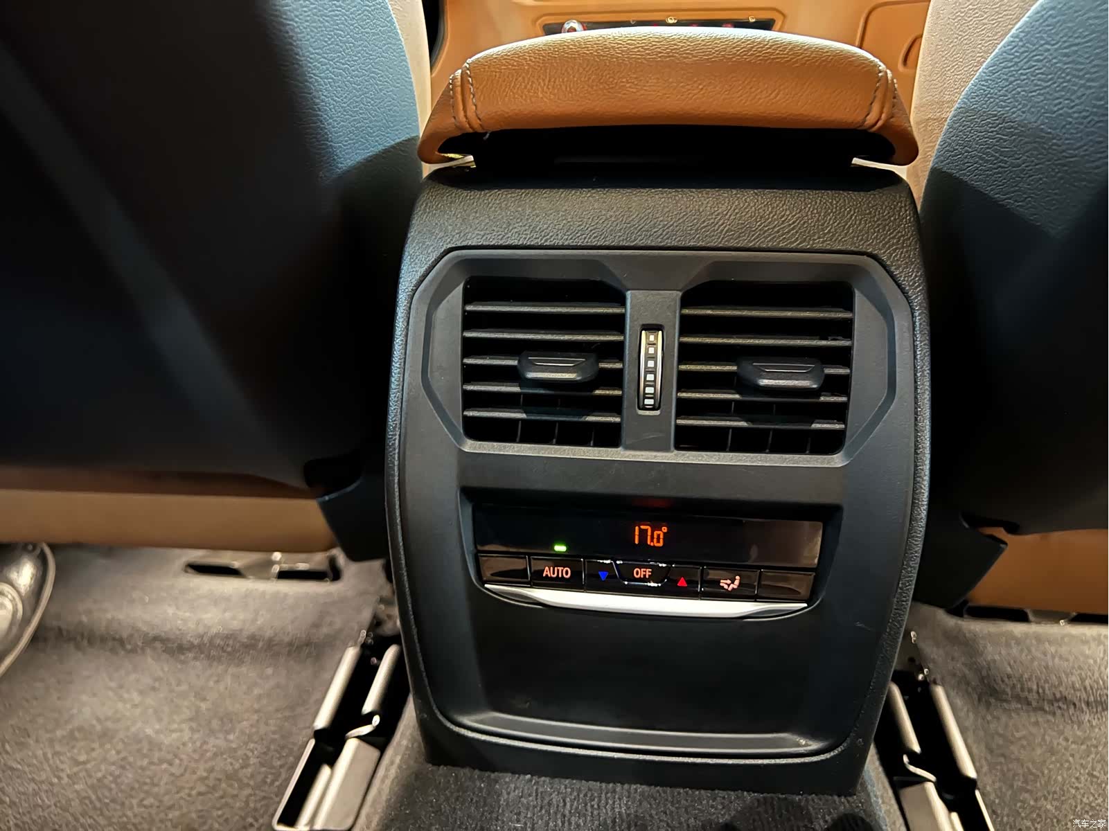 BMW i4, 2023 15