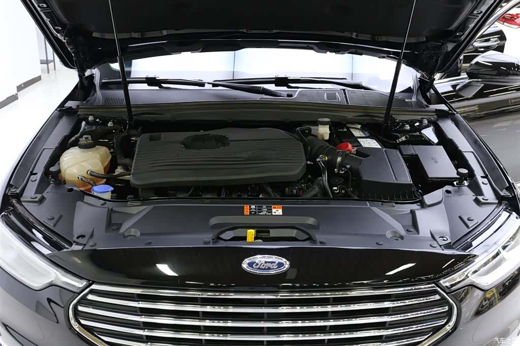 Ford Taurus, 2020 23