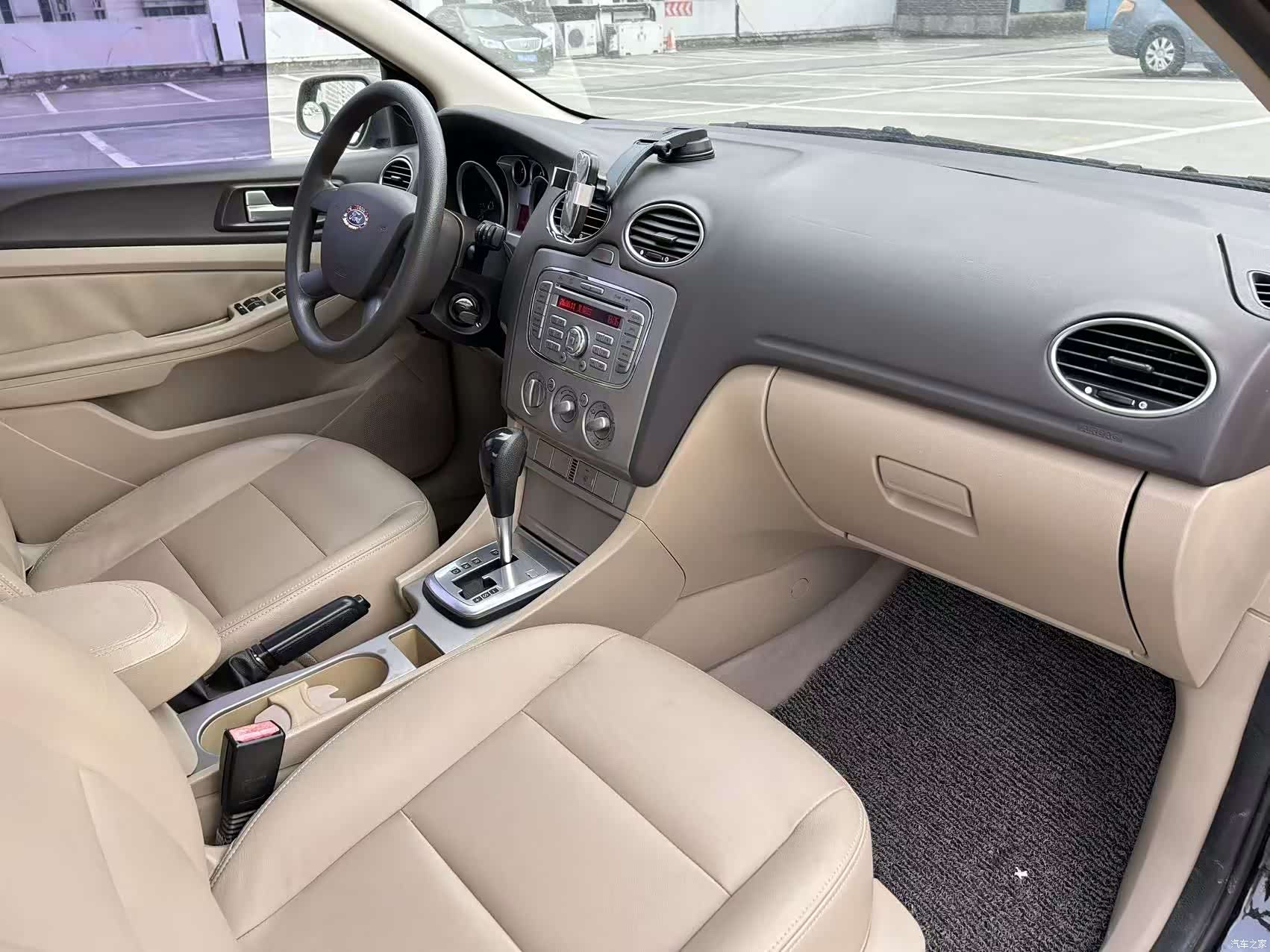 Ford Focus, 2012 12