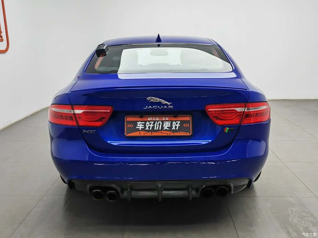 Jaguar XE, 2017 4