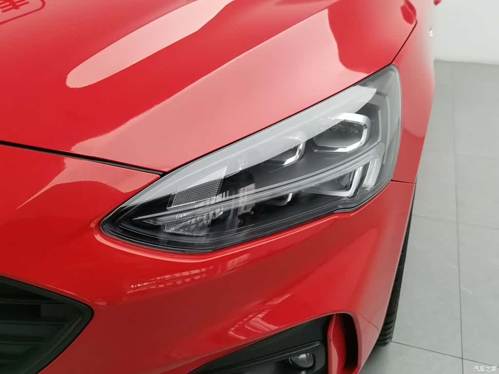 Ford Focus, 2020 7