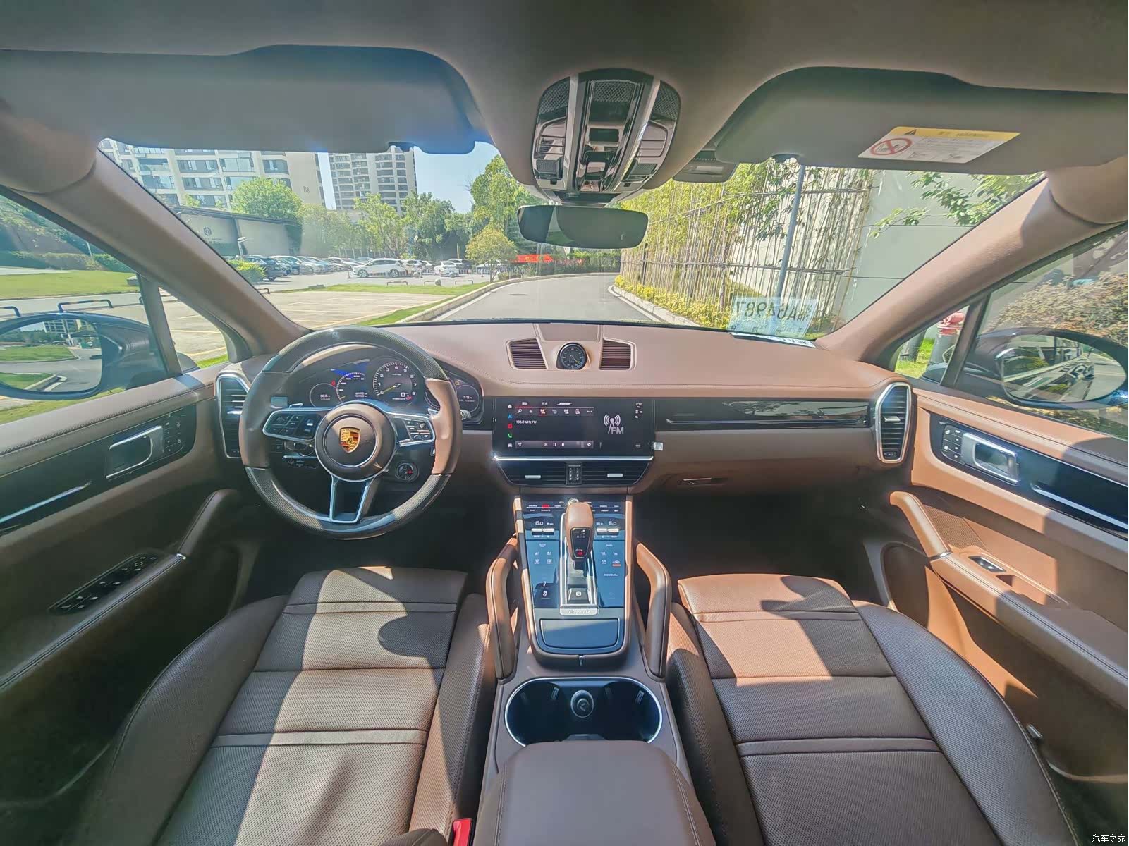 Porsche Cayenne, 2022 все фото