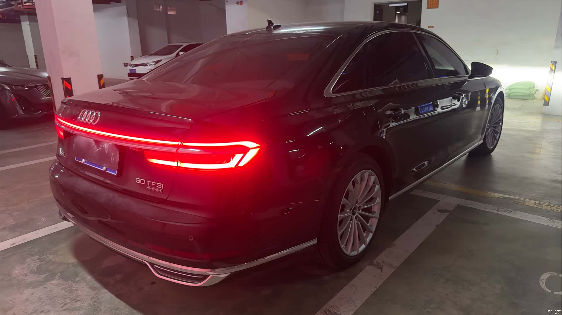 Audi A8L, 2021 12