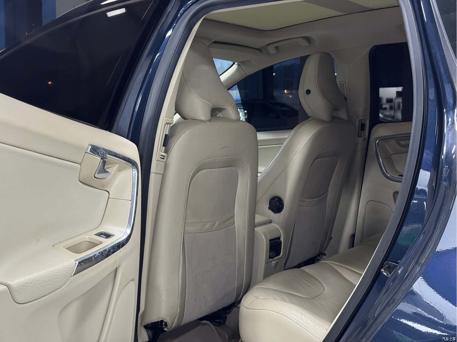 Volvo XC60, 2012 7