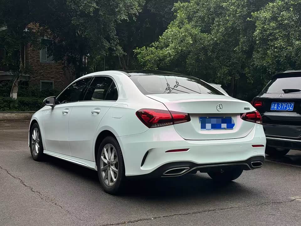 Mercedes-Benz Class A Mercedes-Benz Class A