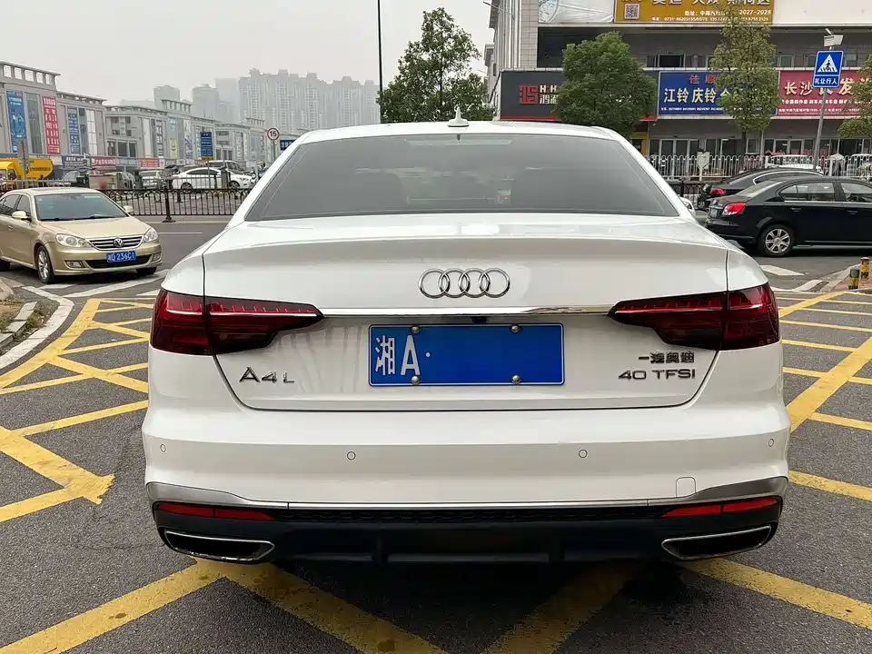 Audi A4L