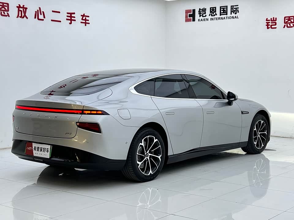 XPENG P7