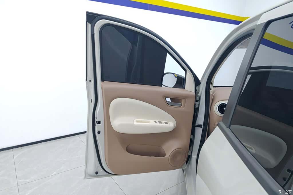 Wuling MINIEV, 2026 7