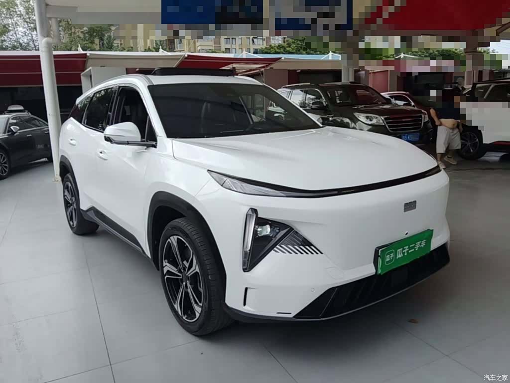 Geely Galaxy L7, 2023 4