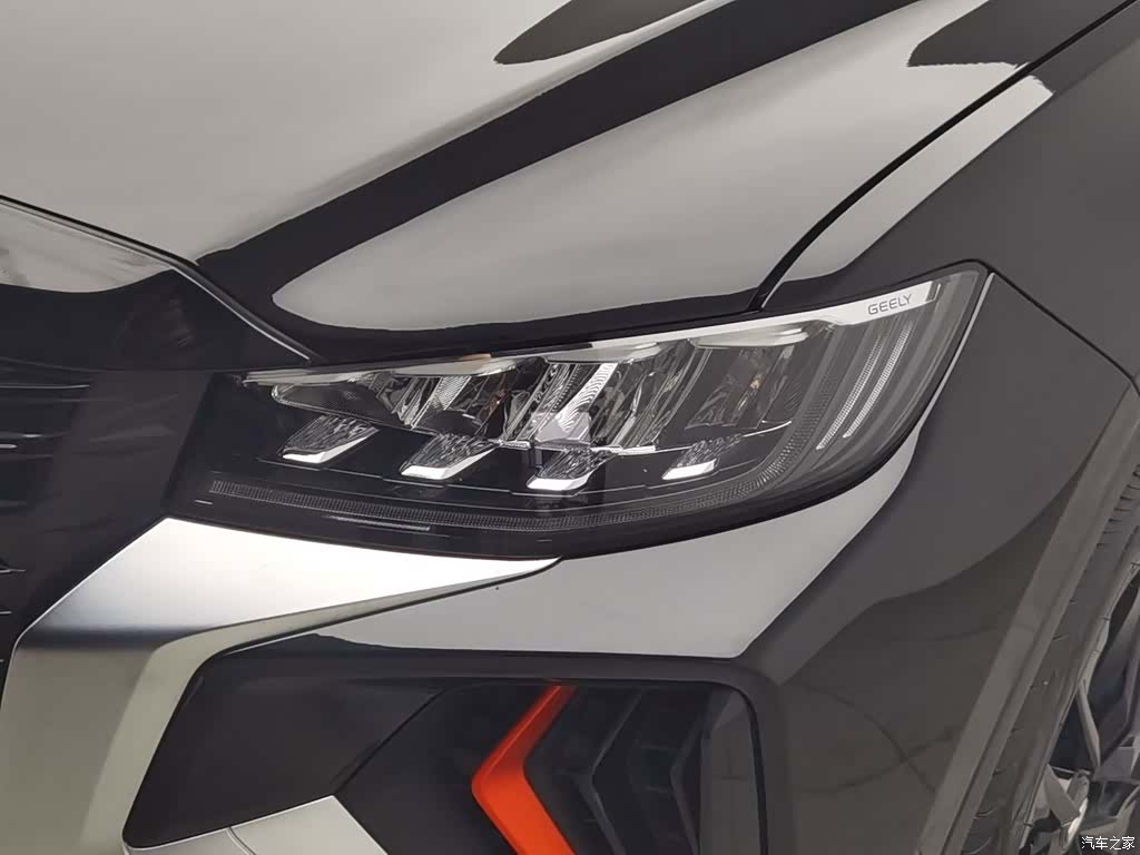 Geely Boyue, 2022 7