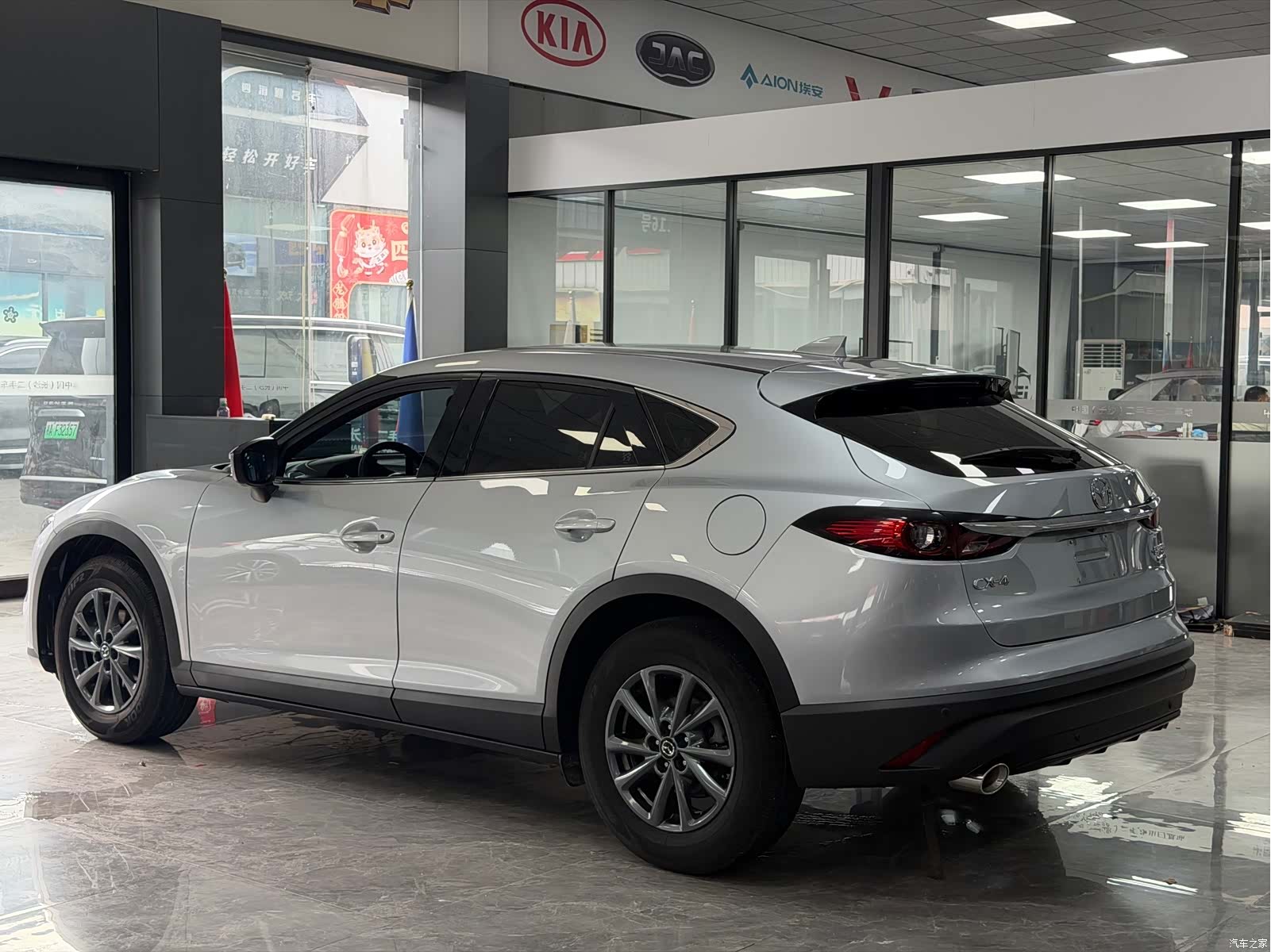 Mazda CX-4, 2021 14