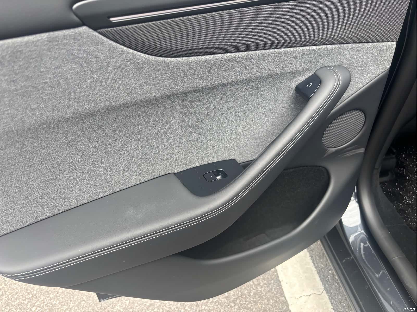 Tesla Model Y, 2025 6